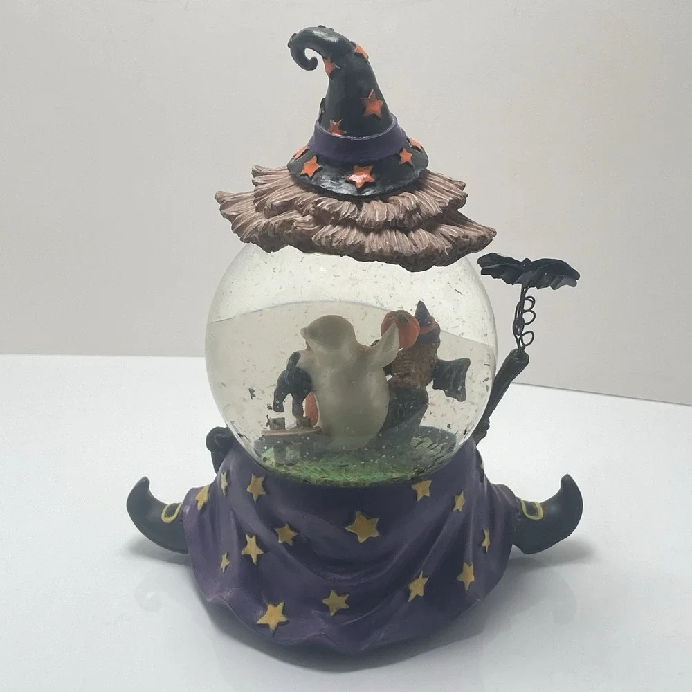 Halloween Musical Witch‎ Snow globe, Trick Or Treat Ghost Black Cat